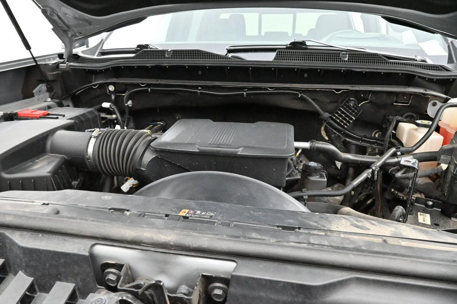 Used 2025 Slate Gray Metallic Chevrolet ZR2 image 36