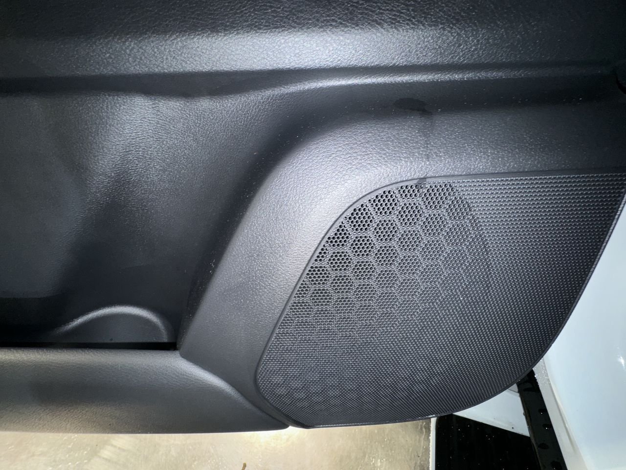 2025 INFINITI QX80 Sensory 4WD - Photo 18