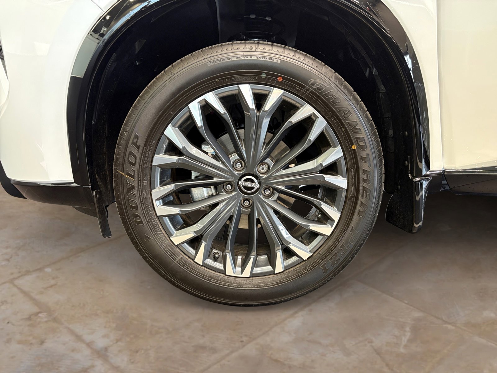 2026 Nissan Rogue Platinum - Photo 13