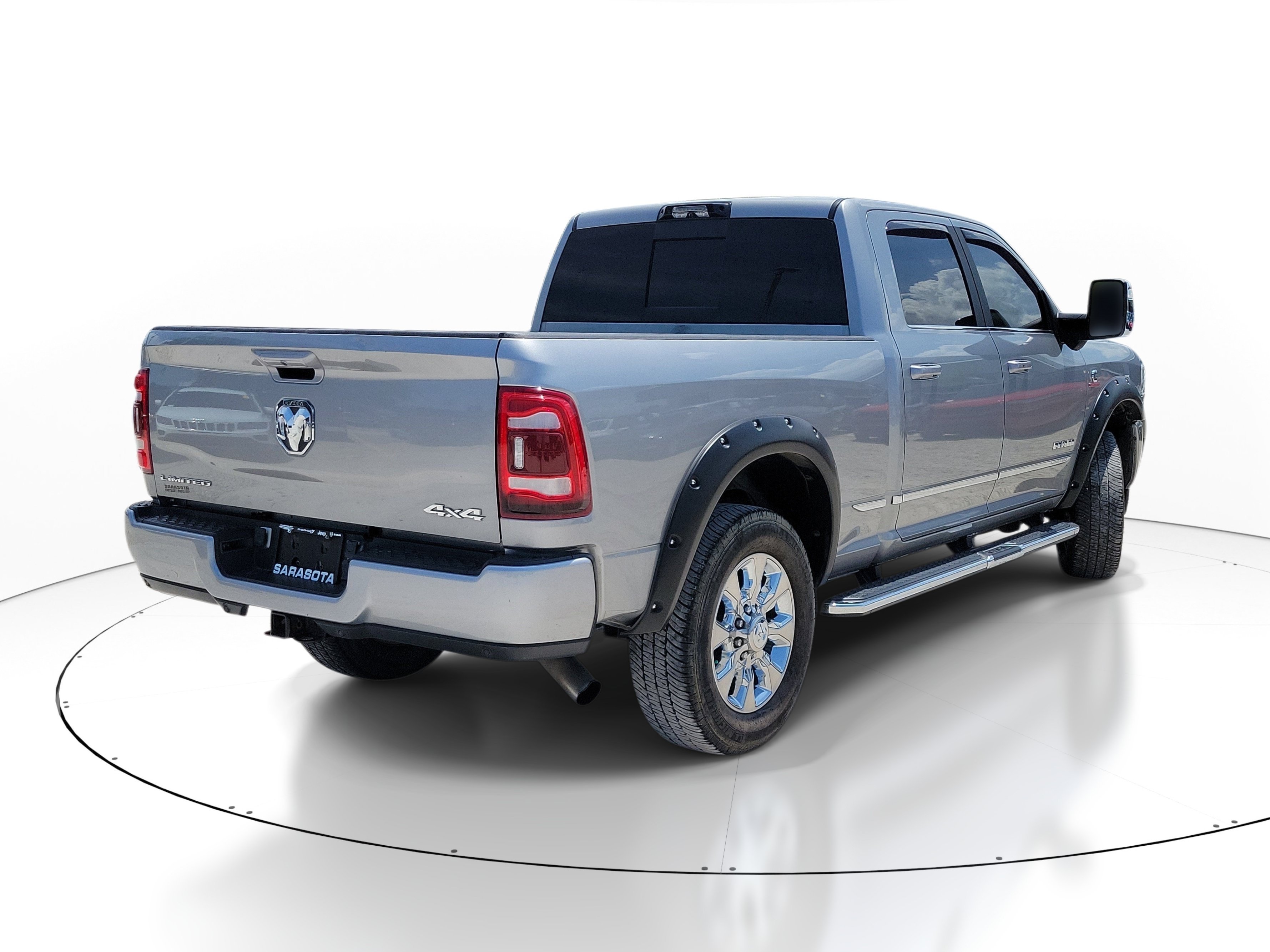 Used 2023 Billet Silver Metallic Clearcoat Ram Limited image 6