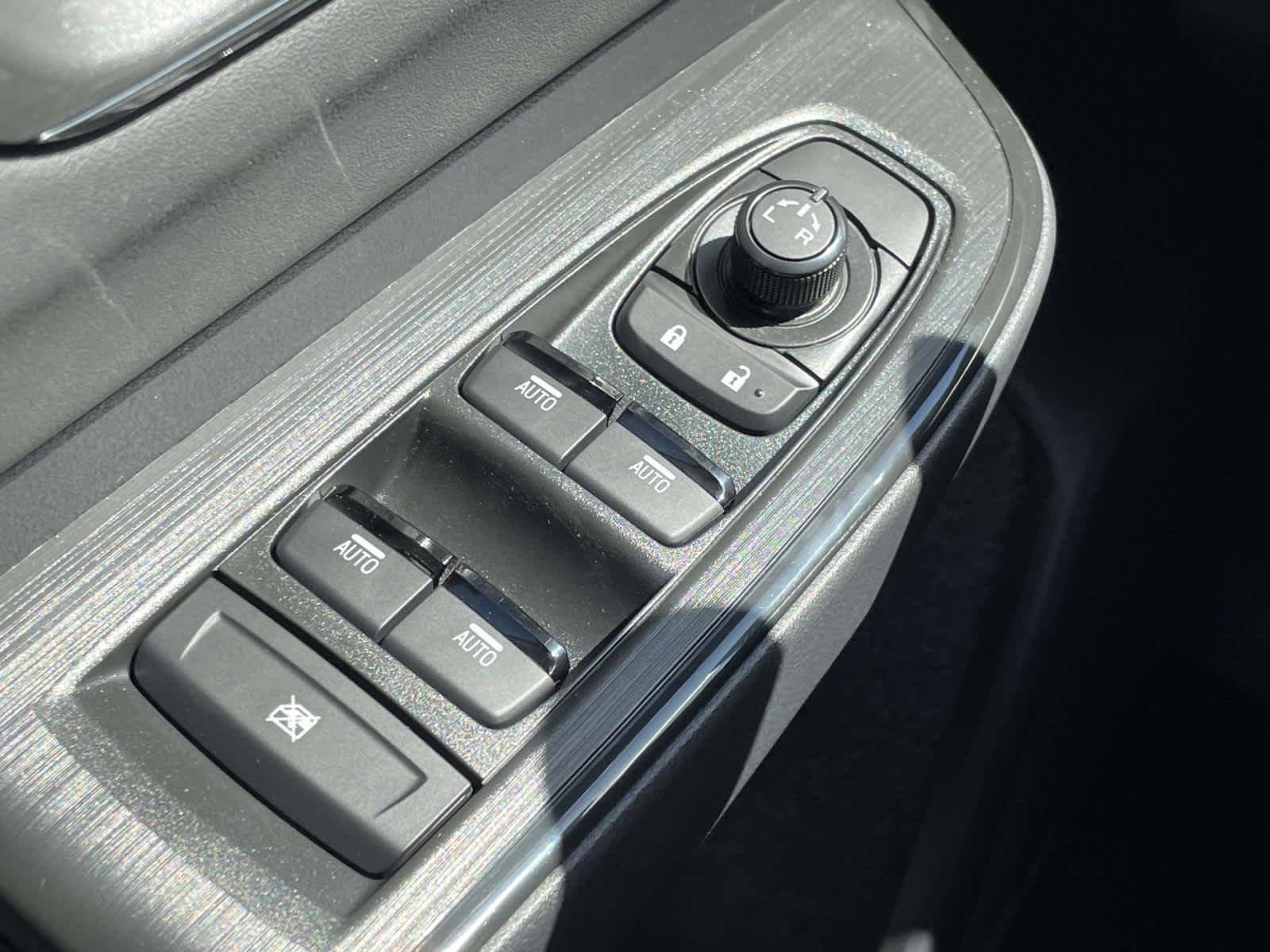 New 2026 Ice Silver Metallic Subaru Wilderness image 37