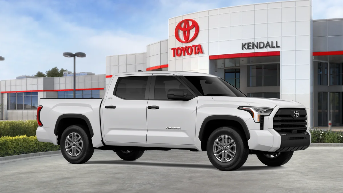 2025 Toyota Tundra SR5 - Photo 36
