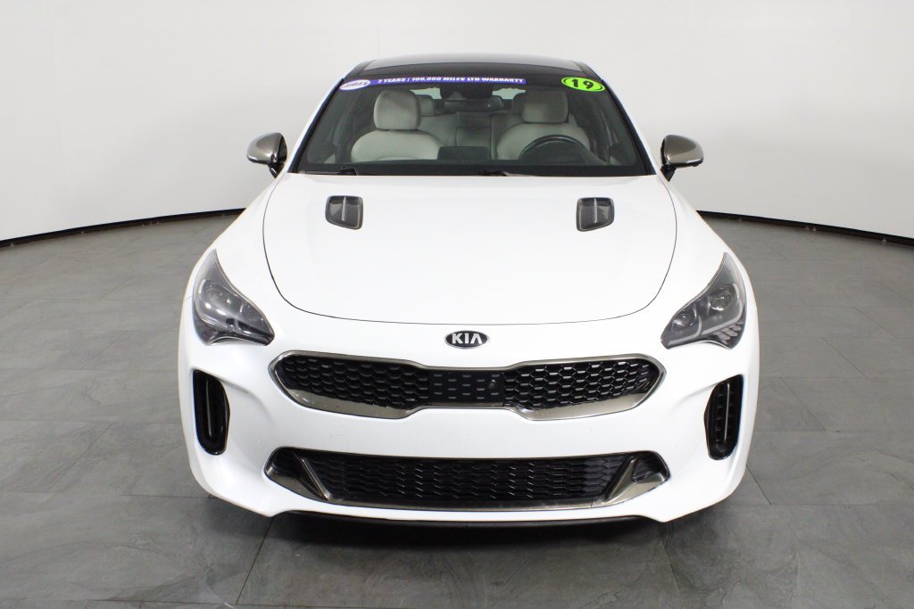 Used 2019 White Kia GT2 image 11