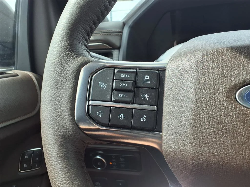 Used 2024 Black Metallic Ford King Ranch image 16
