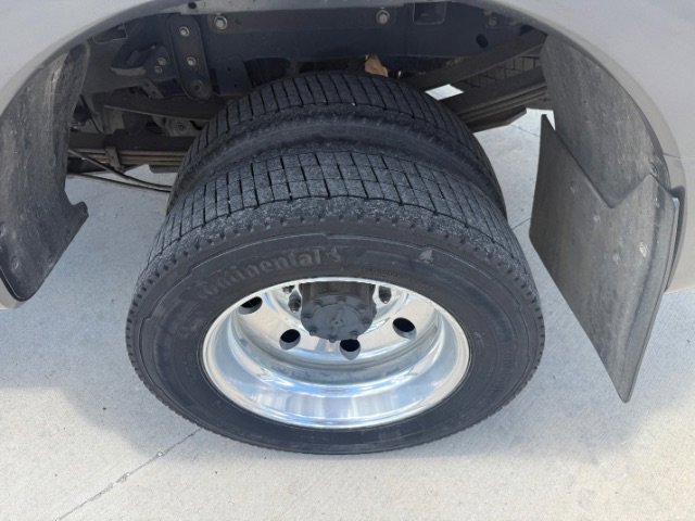 Used 2020 Gray Ford XL image 11