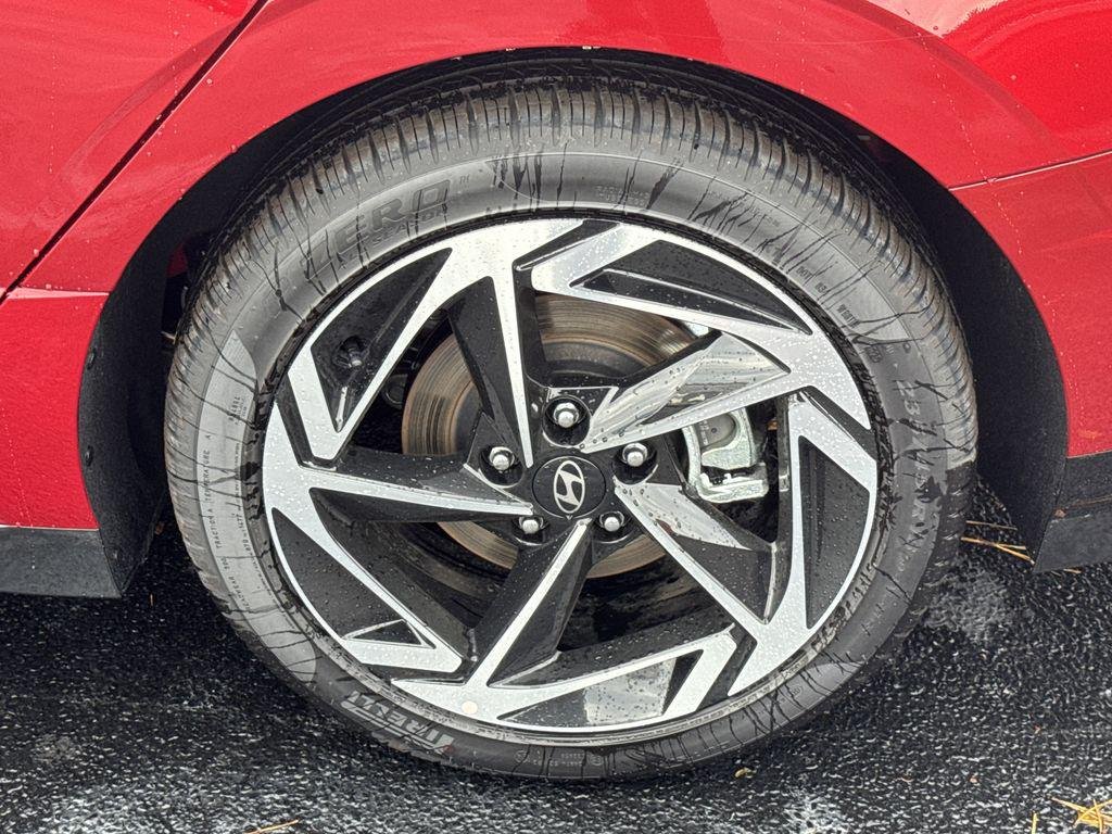 New 2026 Red Hyundai SEL Sport image 19