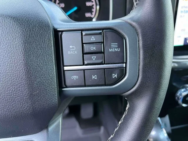 Certified Used 2023 Oxford White Ford XLT image 32