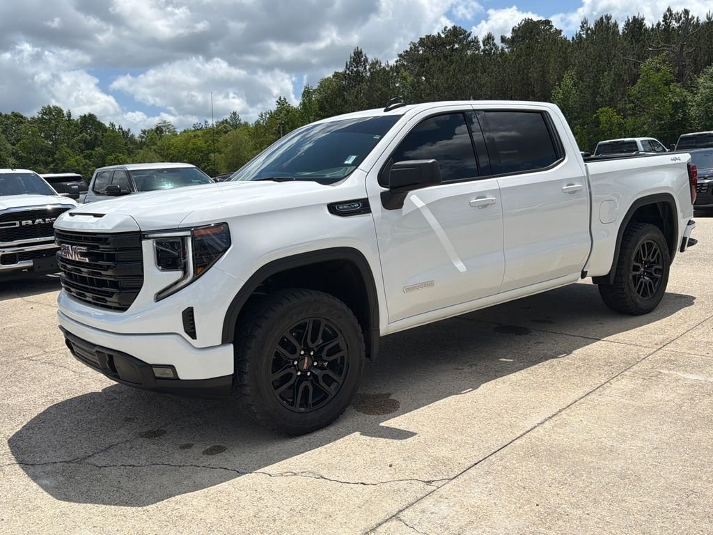2026 GMC Sierra 4WD Crew Cab Short Box Elevation's photo