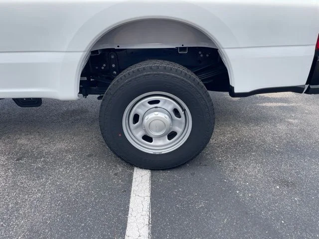 2026 Ford F-350 Super Duty XL - Photo 17
