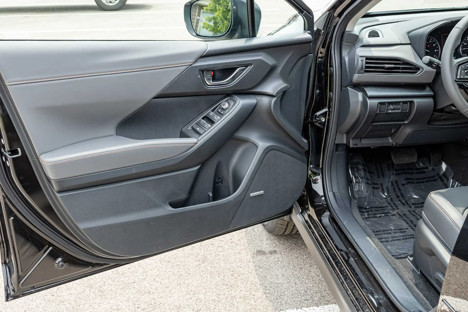 2025 Subaru Crosstrek Limited - Photo 7