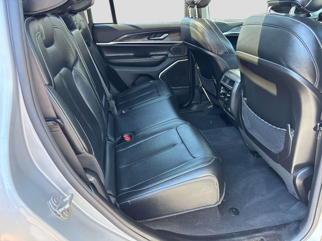 Used 2024 Silver Jeep Limited image 21