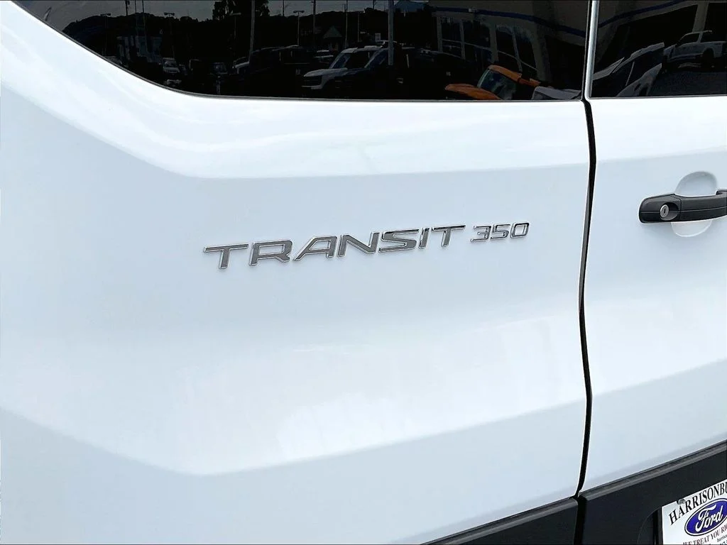New 2025 Oxford White Ford Passenger Van XL image 9