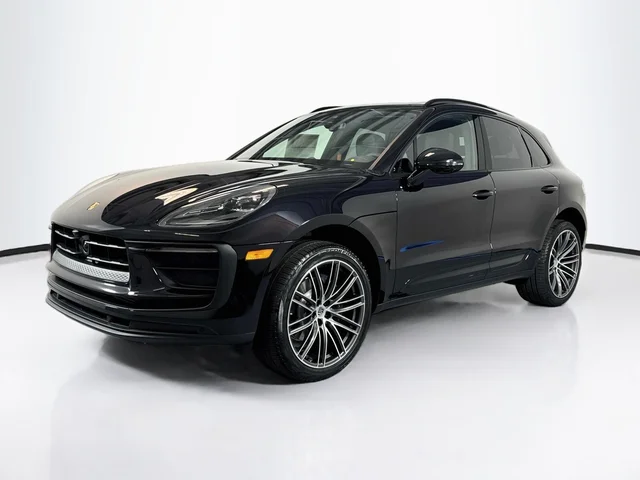2026 Porsche Macan 