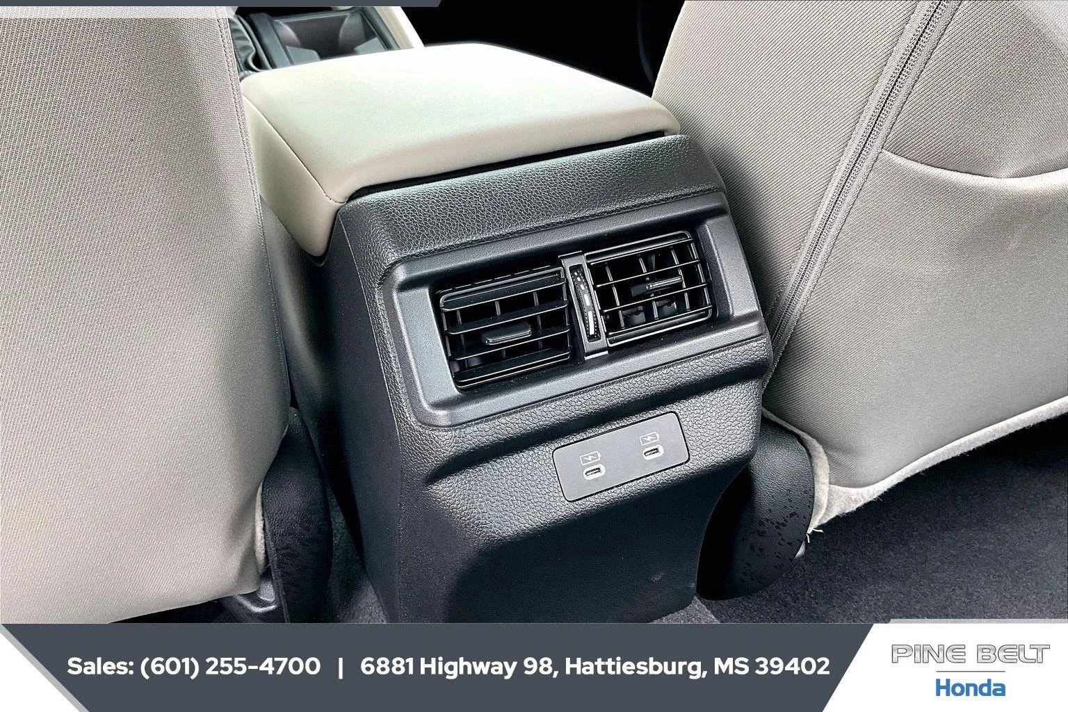 Used 2025 Meteorite Gray Metallic Honda LX image 24
