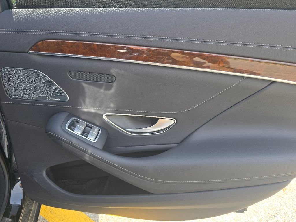 Used 2016 Black Mercedes-Benz S 550 image 24