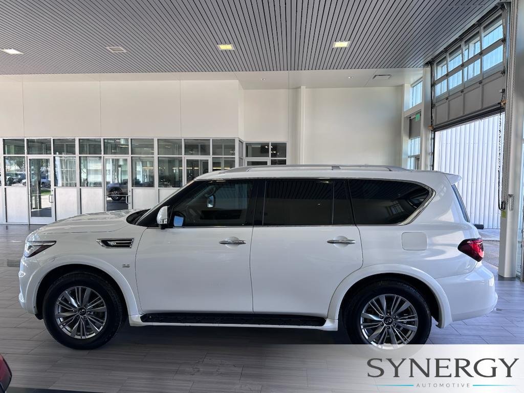 Used 2018 Moonstone White INFINITI Base image 12