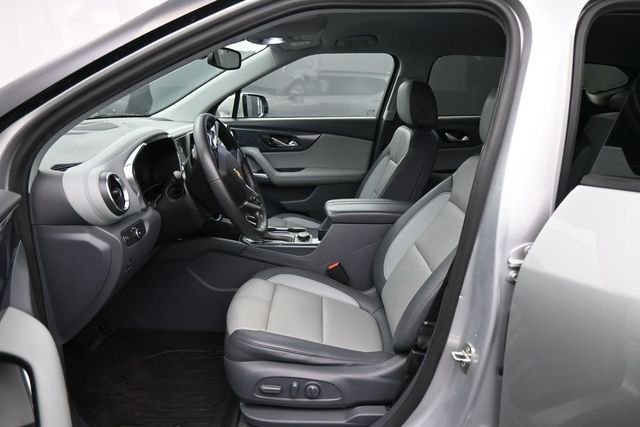 Used 2021 Silver Chevrolet LT image 23