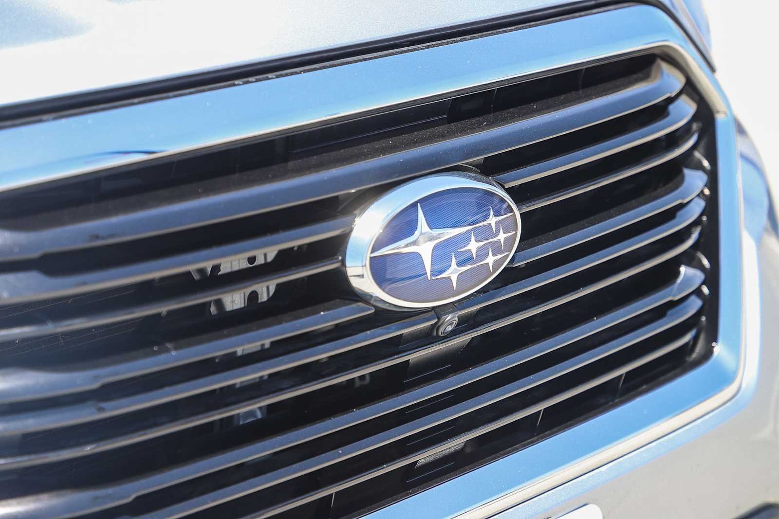 Used 2022 Ice Silver Metallic Subaru Touring image 5