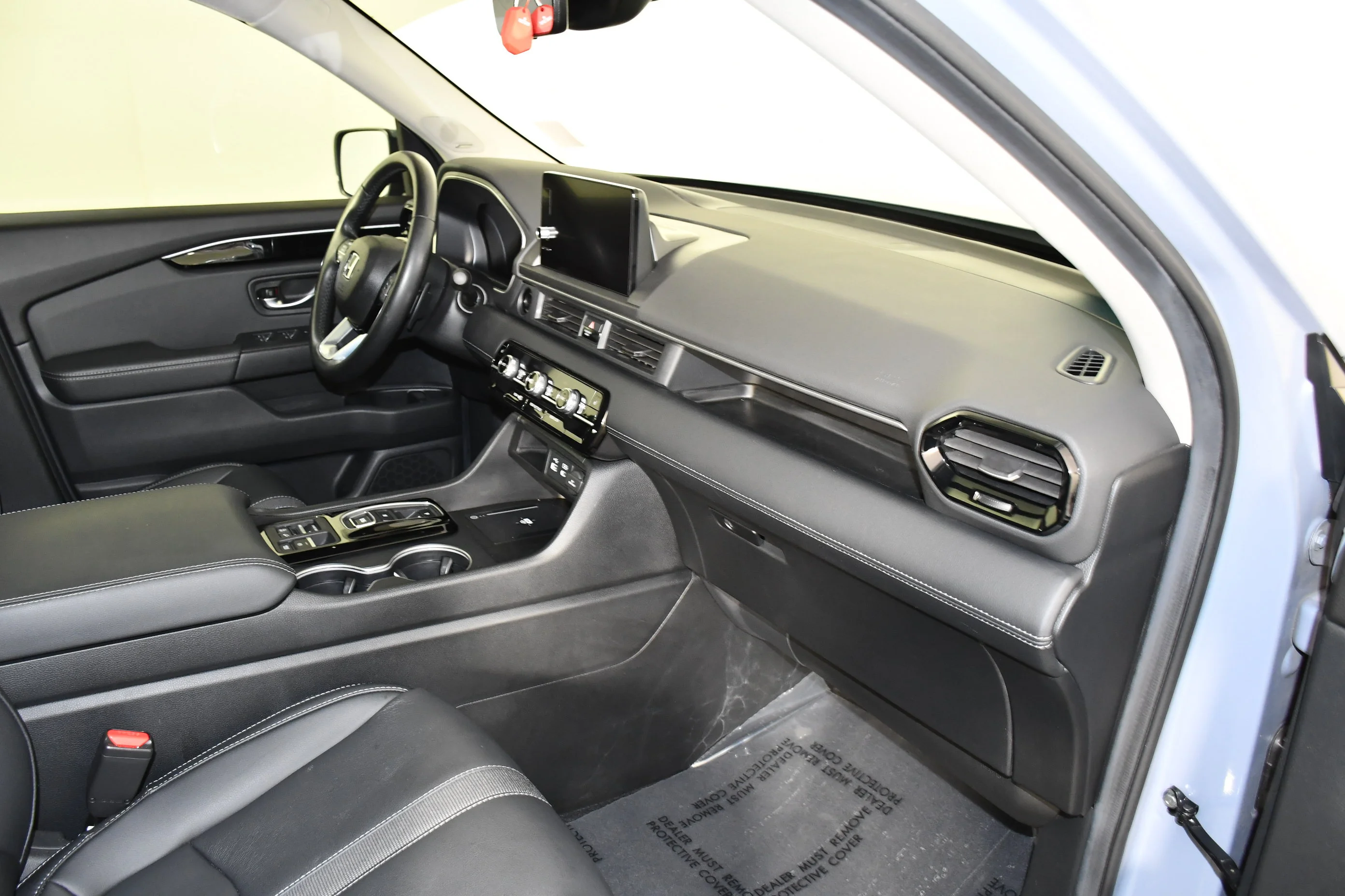 Certified Used 2025 Sonic Gray Pearl Honda Touring image 41