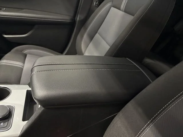 Used 2024 Summit White Chevrolet 2LT image 28