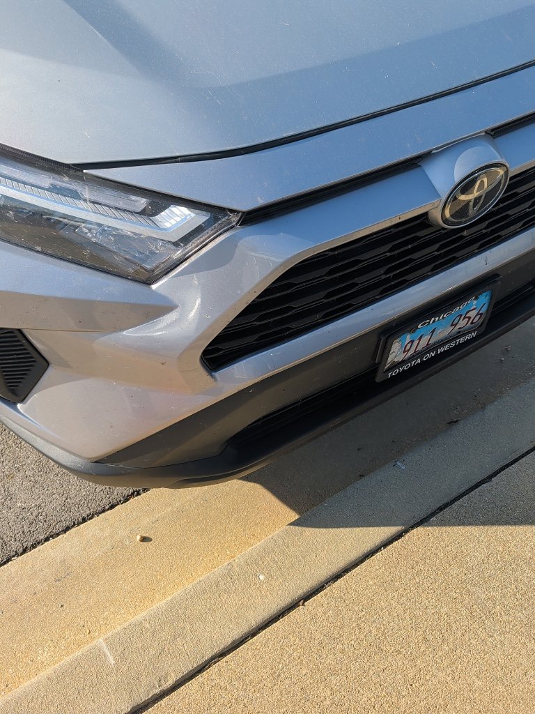 Used 2024 Silver Sky Metallic Toyota XLE image 22