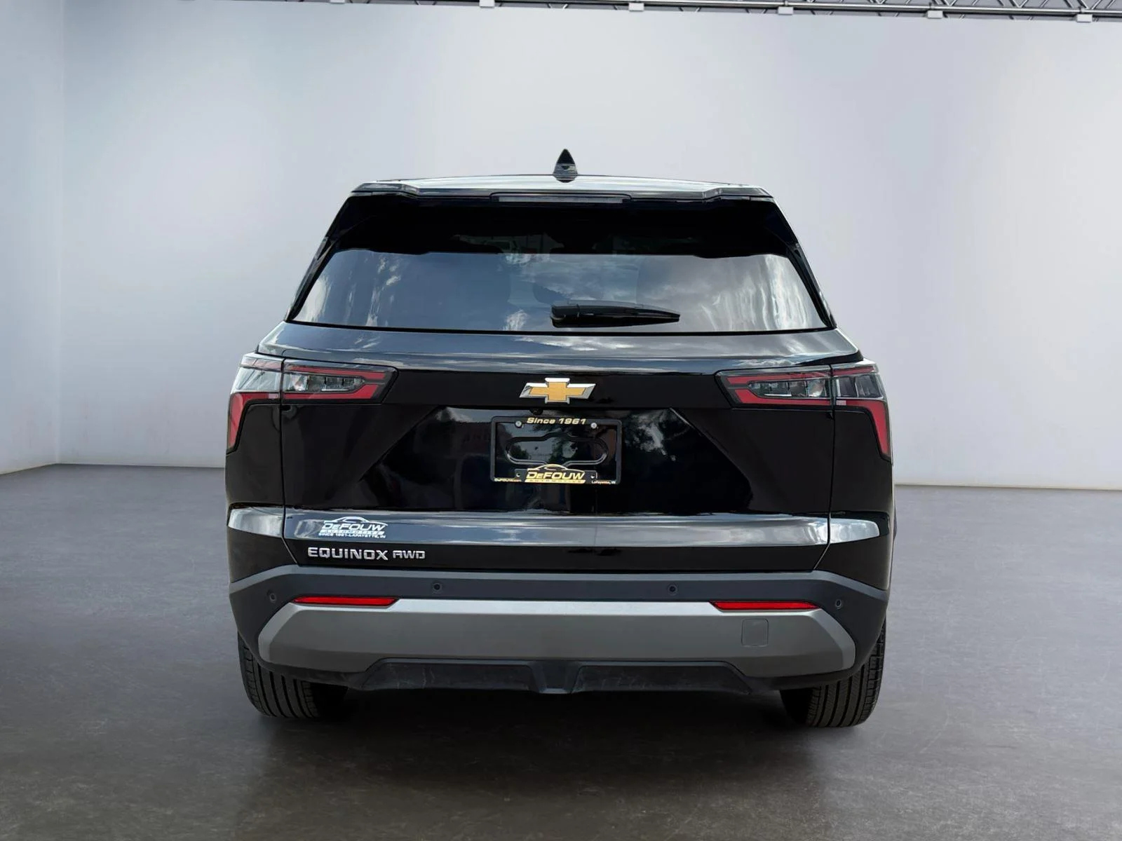 Used 2026 Mosaic Black Metallic Chevrolet AWD LT image 4