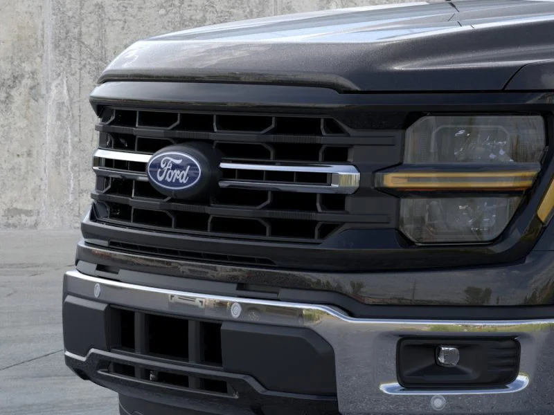 New 2026 Agate Black Metallic Ford XLT image 17
