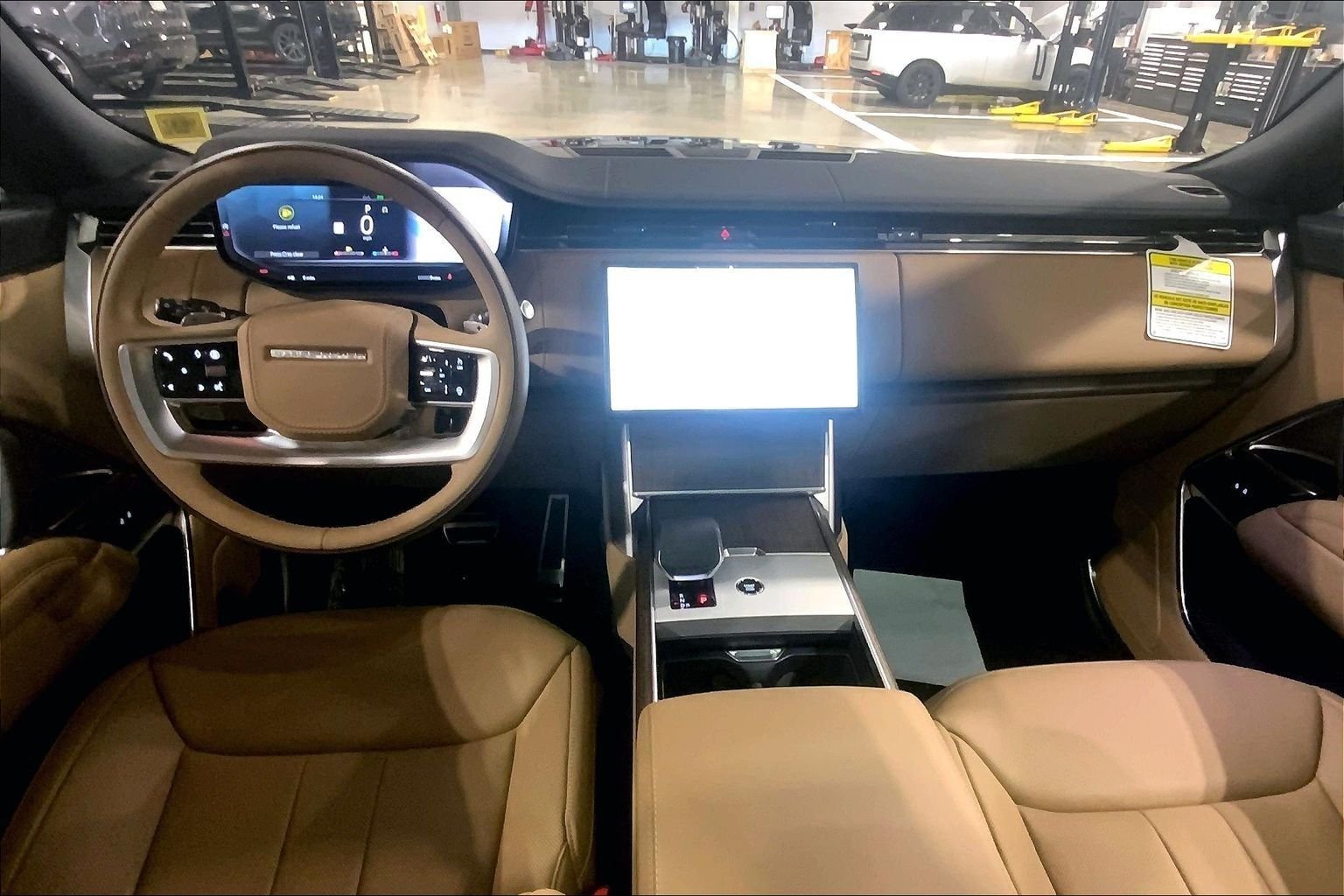 New 2026 Santorini Black LAND ROVER SE image 5