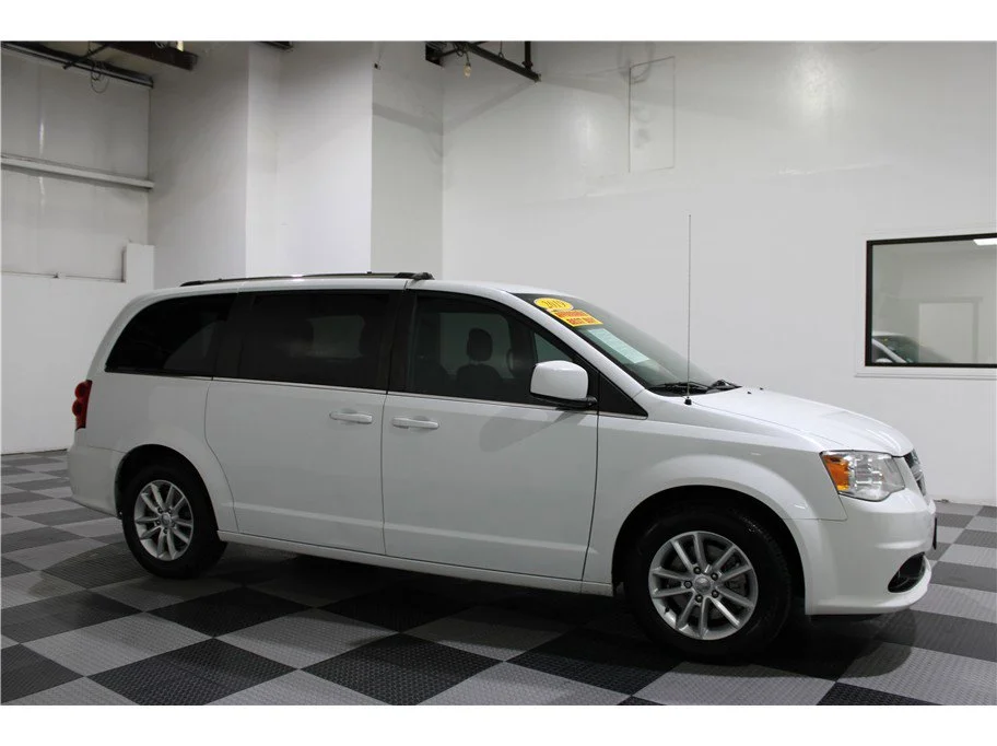 2019 Dodge Grand Caravan SXT's photo