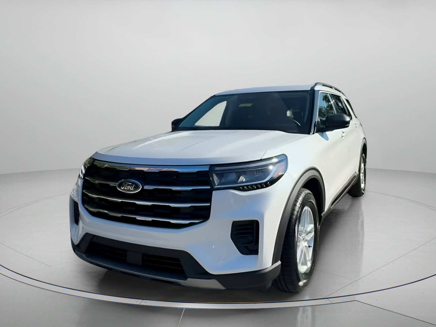 New 2026 Star White Metallic Tri-Coat Ford Active image 8