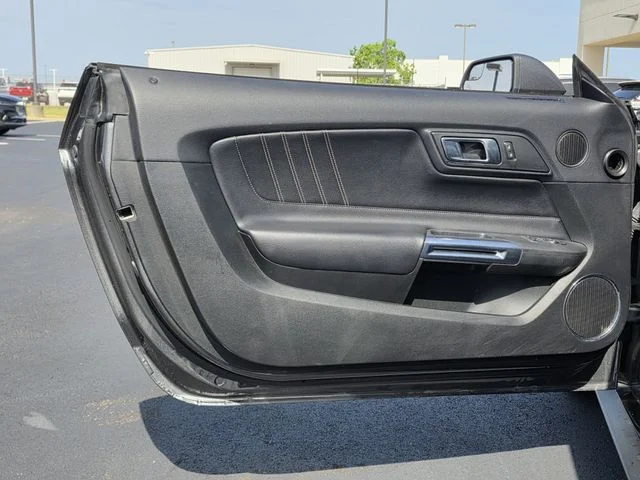 Used 2020 Magnetic Ford GT Premium image 15