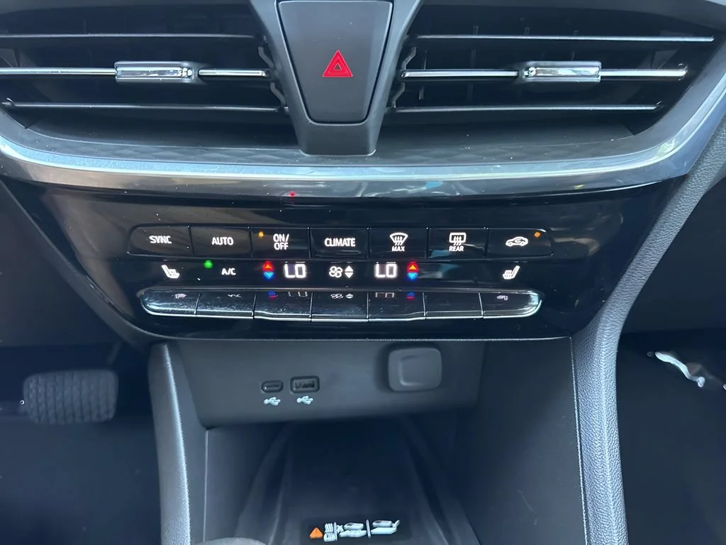 Used 2024 Cinnabar Metallic Buick Avenir image 19
