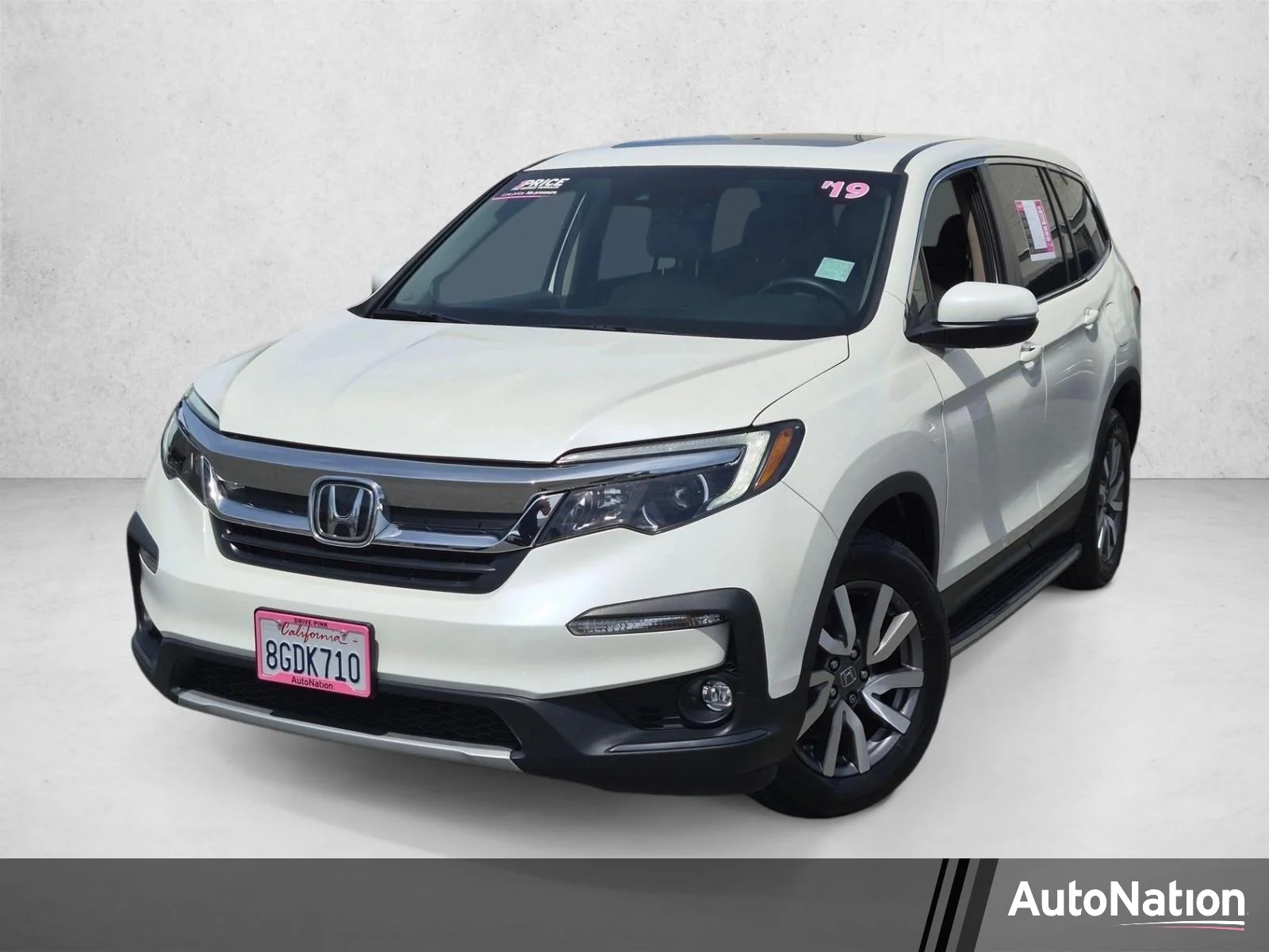 Used 2019 White Diamond Pearl Honda EX-L image 1