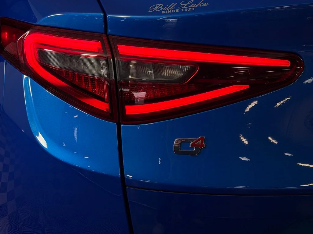 Used 2023  Alfa Romeo Veloce image 12