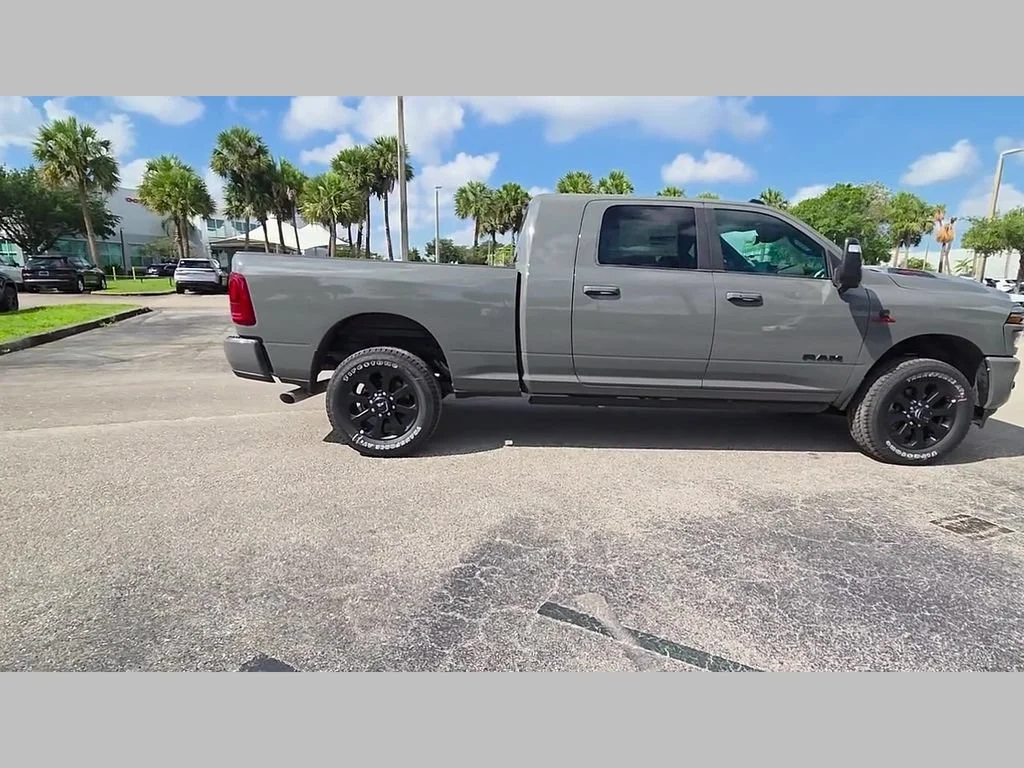 New 2026 Ceramic Gray Clear-Coat Exterior Paint RAM Laramie image 22