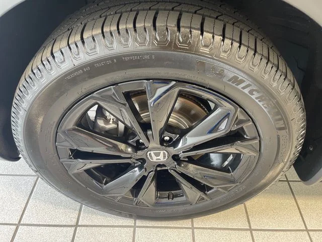 Certified Used 2024  Honda Sport Touring image 5