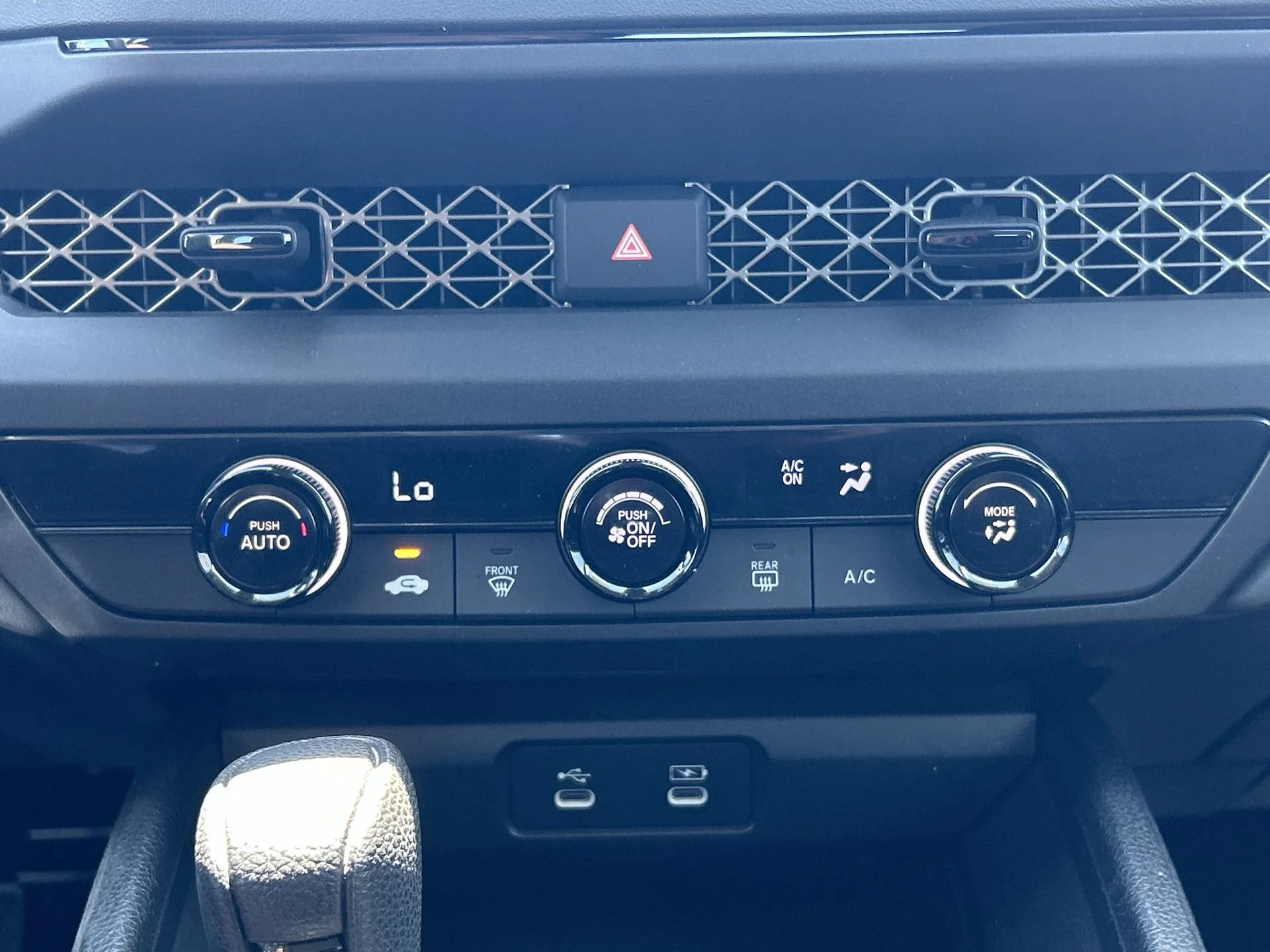 2024 Honda Accord LX - Photo 16