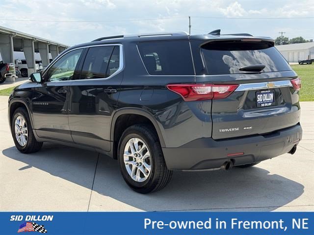 Used 2018 Graphite Metallic Chevrolet LT Cloth image 14