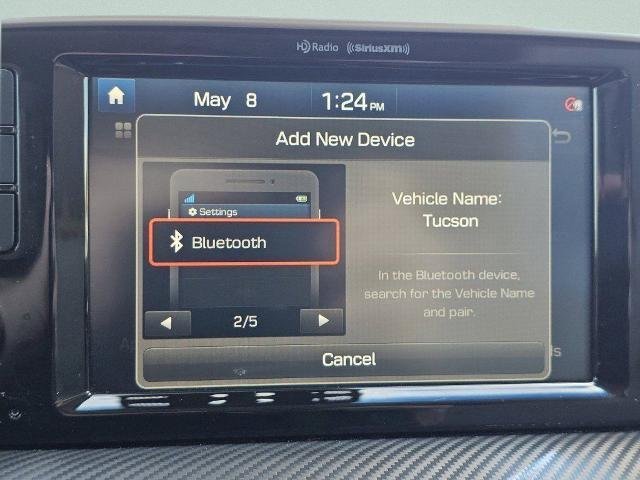 Used 2021 White Cream Hyundai  image 9