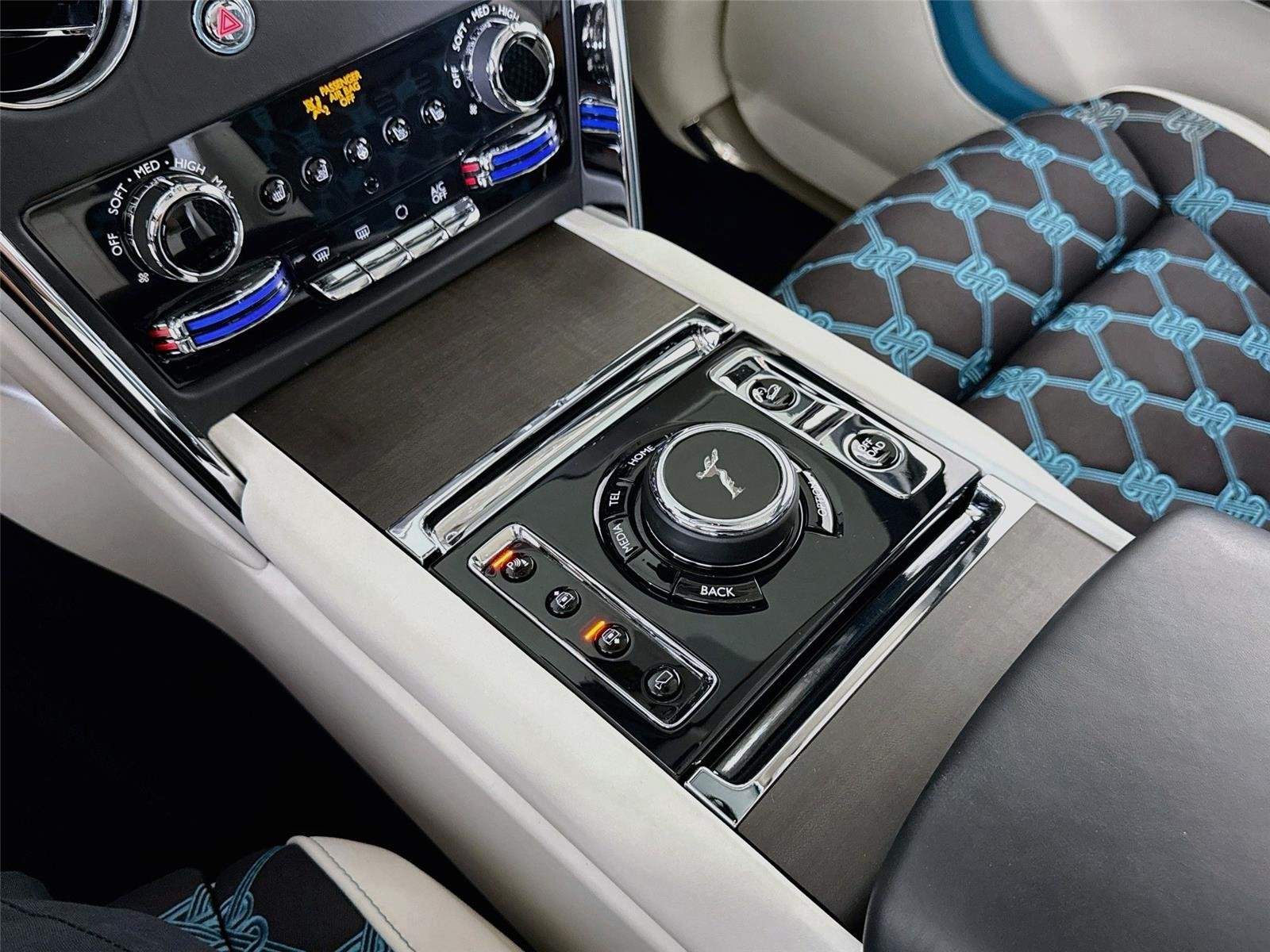 Used 2025 English White Rolls-Royce 26