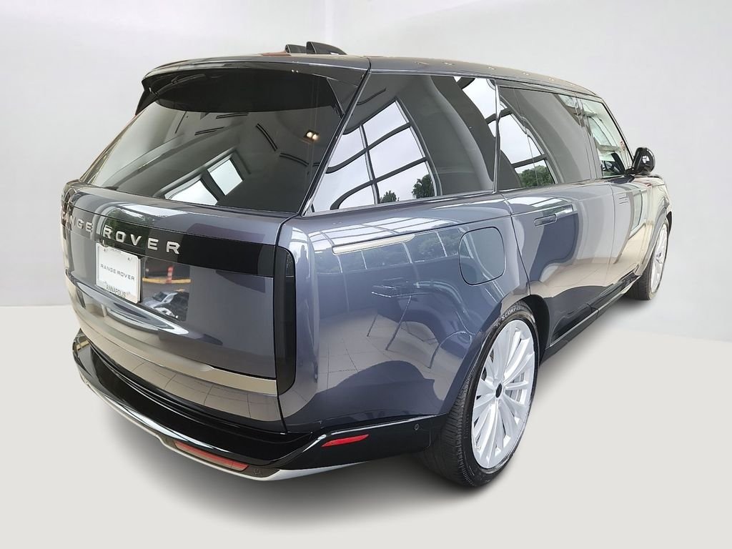 New 2026 Varesine Blue Land Rover SE image 3