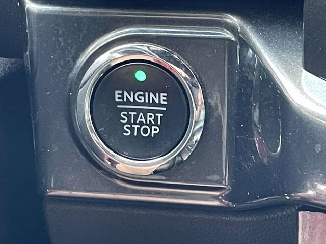 Used 2022 Atlas Blue Metallic Ford XLT image 17