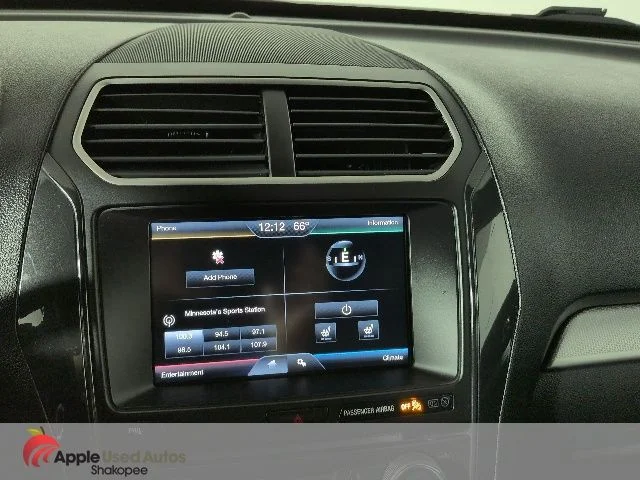 Used 2016 Black Ford XLT image 20