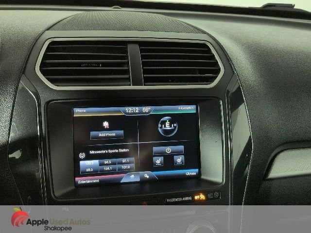 Used 2016 Black Ford XLT image 20