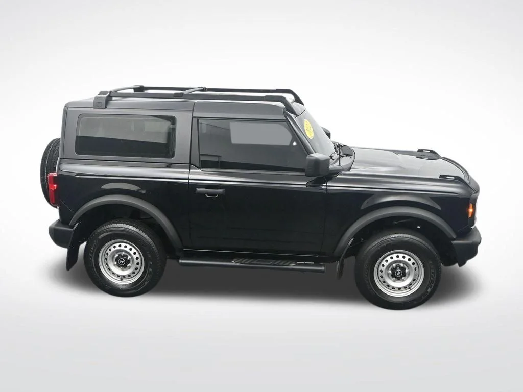 Used 2022 Black Ford Base image 29