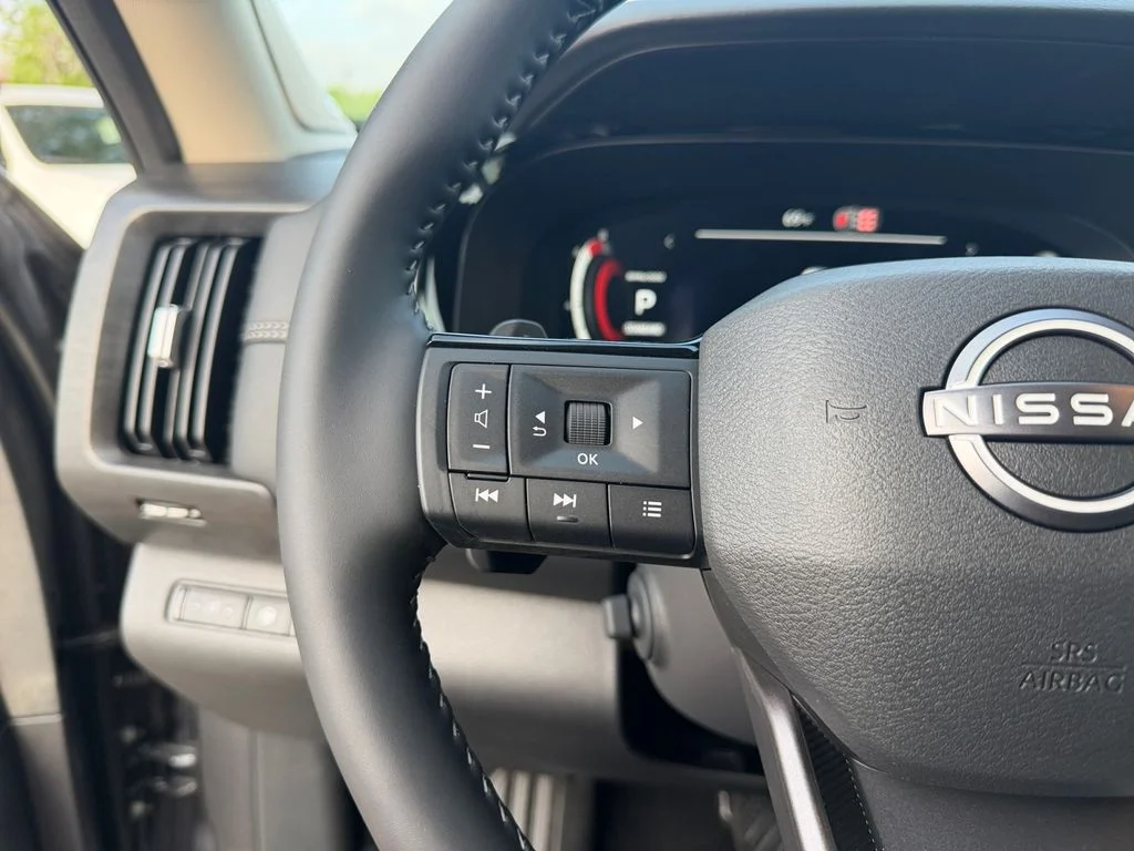 New 2026 Gray Nissan Platinum image 24