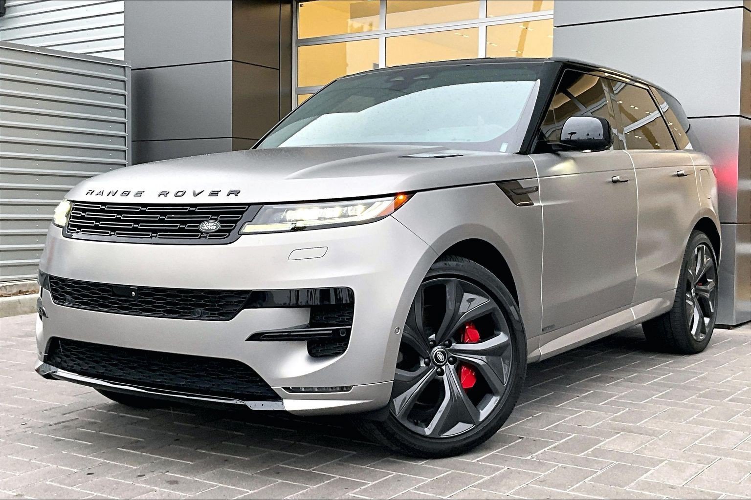 2025 Land Rover Range Rover Sport