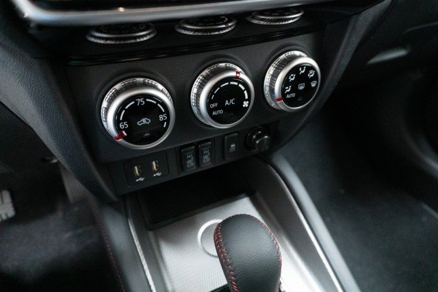 New 2027 Labrador Black Pearl Mitsubishi 2.0 LE 2WD image 31