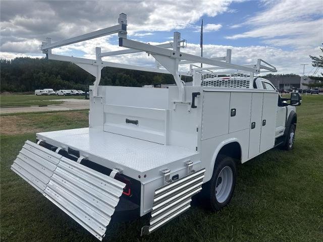 2025 Ford F-450 Super Duty Chassis Cab XL - Photo 23