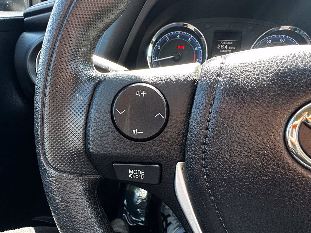 Used 2017 White Toyota LE image 31
